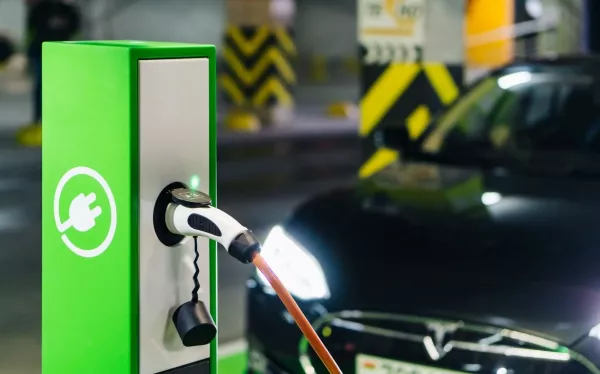 Зарядка электромобилей станет дороже с 1 апреля